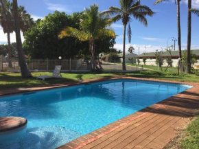 Hotels in Shire of Carnarvon